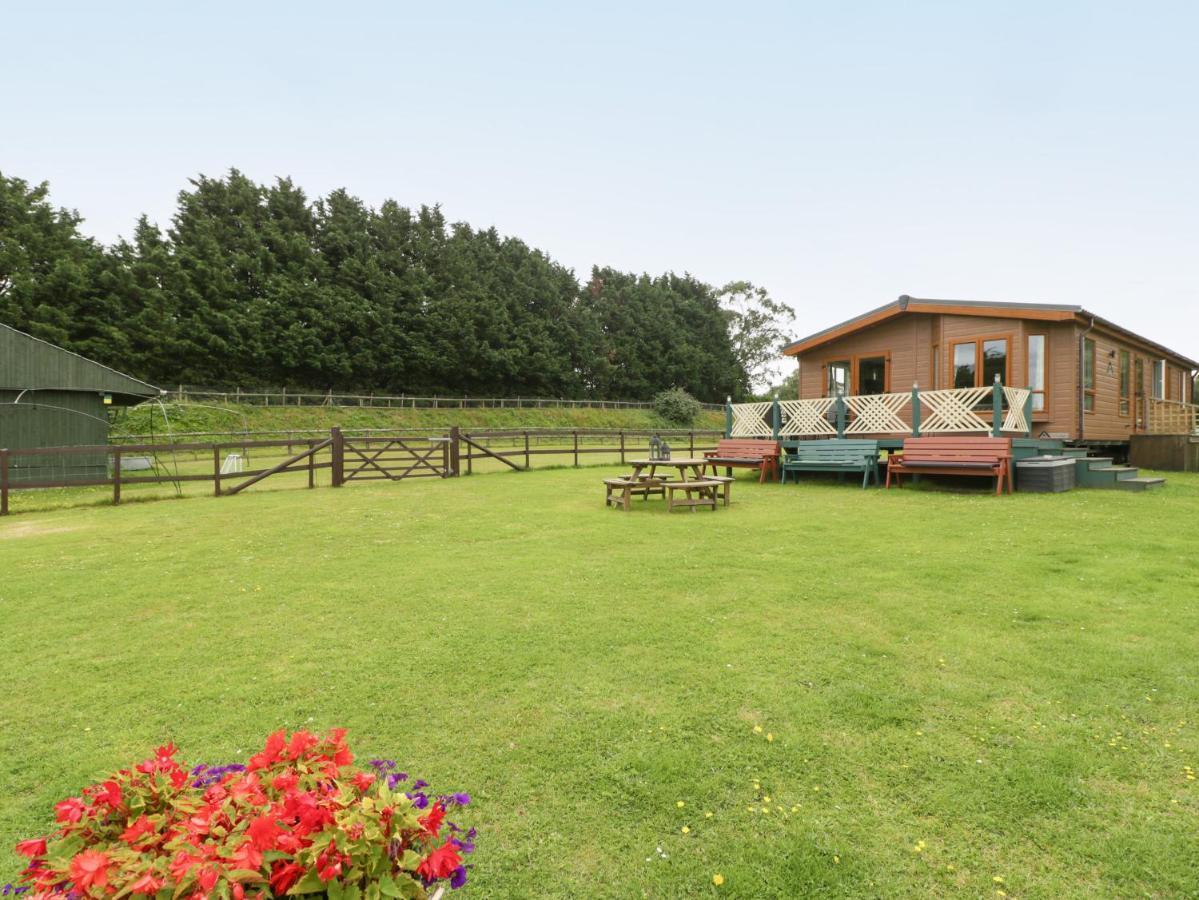 Hill View, Lilac Lodge Wareham Exterior photo